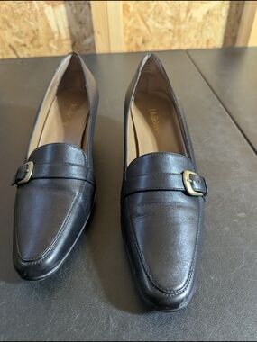 Leather 1.5" Heels with Buckle - Black